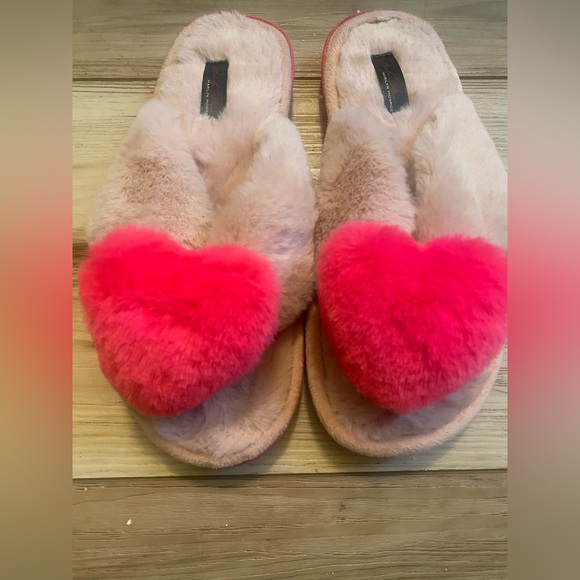 Marilyn Monroe slippers - Picture 2 of 5